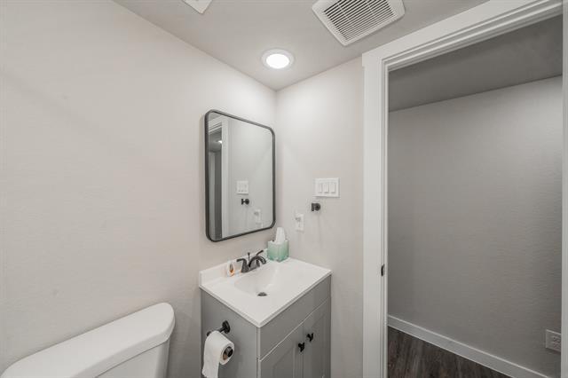 Building Photo - 2425 Cripple Creek Dr