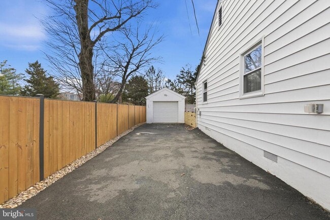 Building Photo - 5402 12th St S