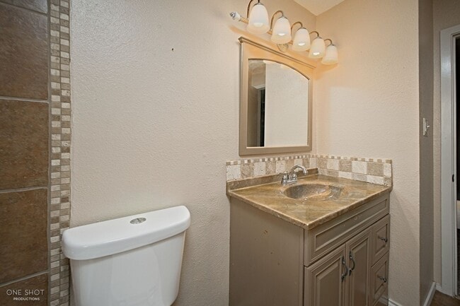 Building Photo - 4613 N 2nd St