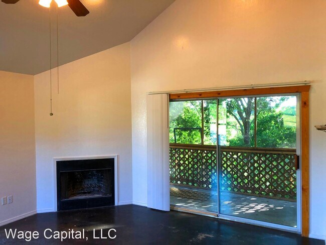 Building Photo - 1014 Cypress Cove Rd