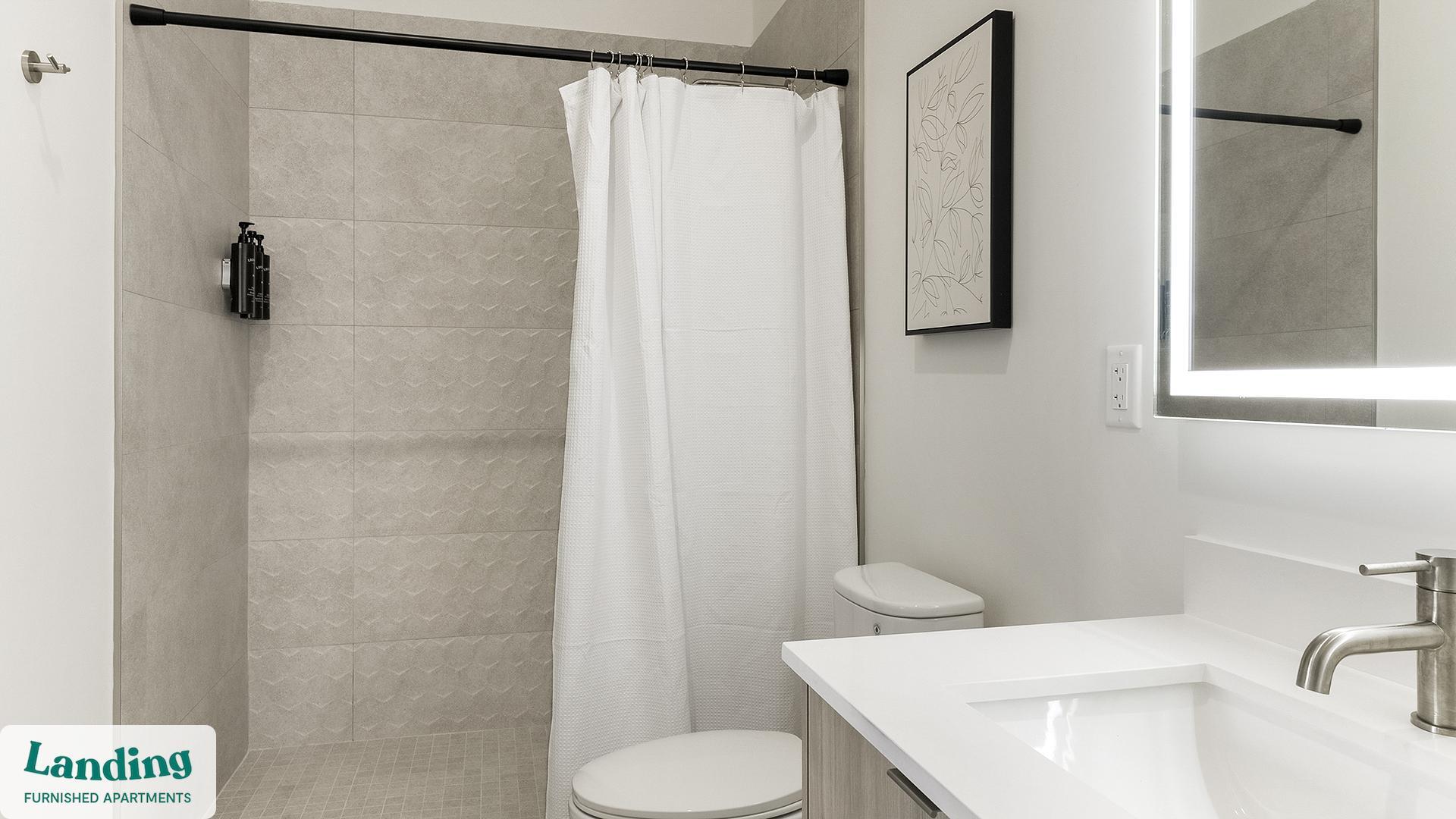 Building Photo - 1155 NE 126th St