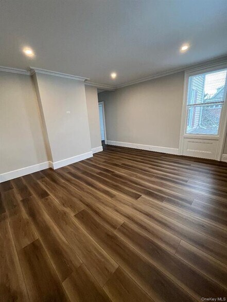 Building Photo - 19 Hudson Ter