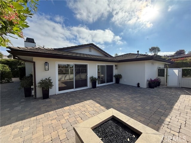 Building Photo - 2897 Chateau Way