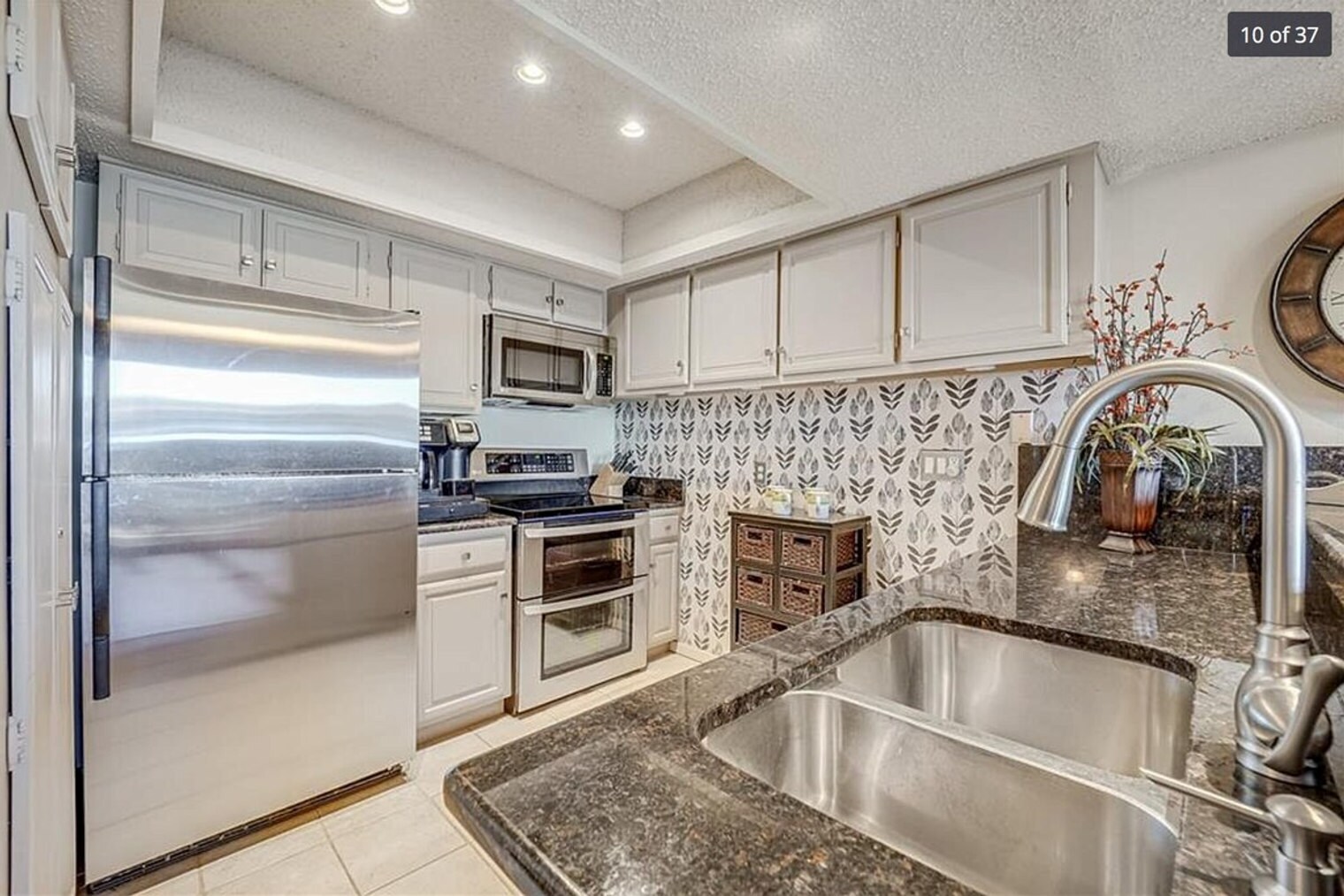 Building Photo - 221 Venture Blvd S