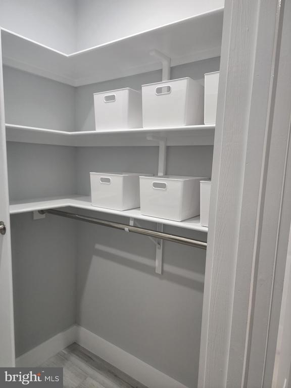 Building Photo - 255 S Pickett St