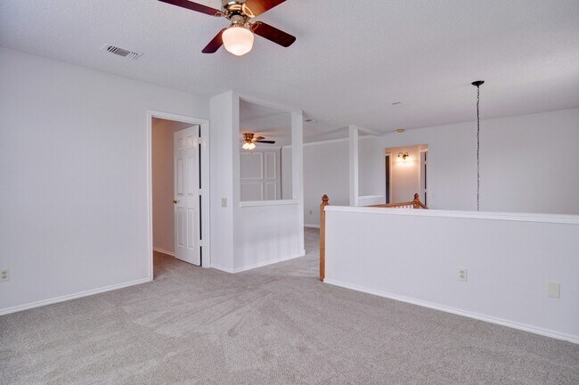 Building Photo - 2501 Country Creek Ln