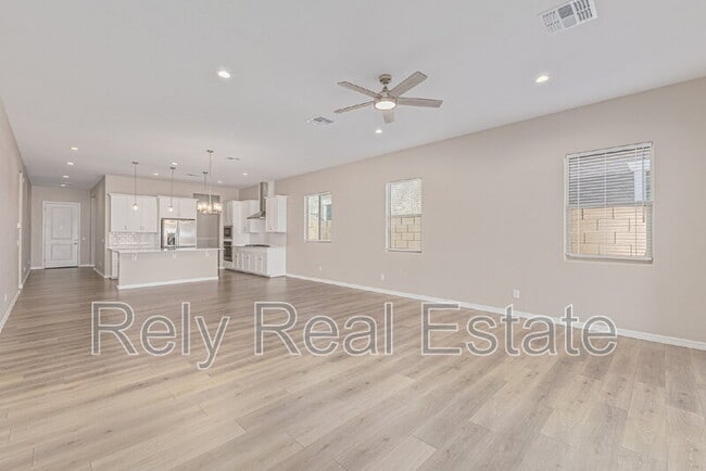 Building Photo - 20108 W Montecito Ave