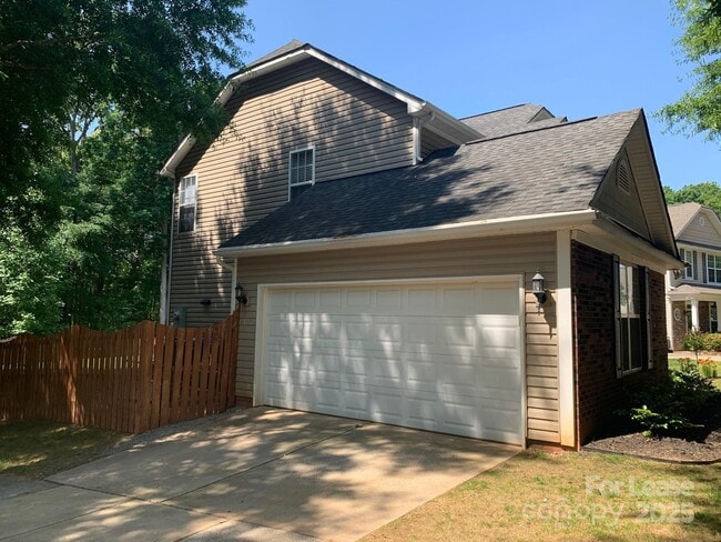 Building Photo - 12934 Windy Lea Ln