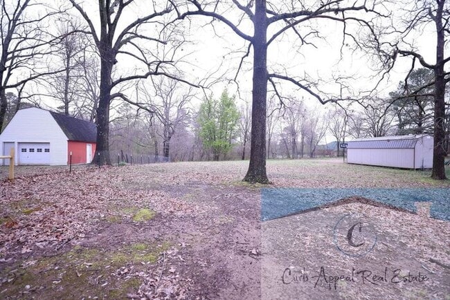 Building Photo - Move in special $500!! Beautifully renovated 1 bed / 1 bath duplex in a great neighborhood!!