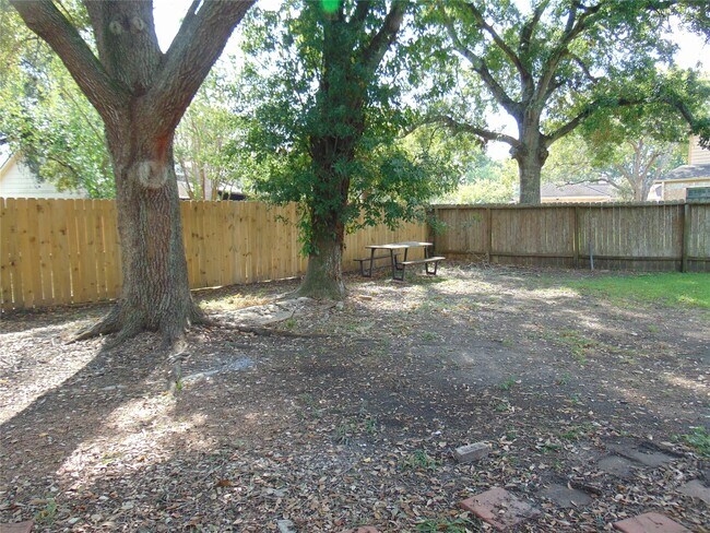 Building Photo - 3247 Hunters Glen Dr