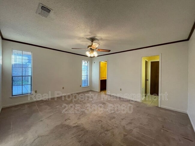 Building Photo - 6428 Chippendale Dr