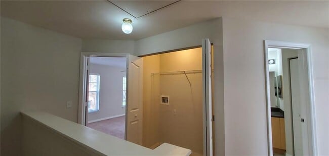 Building Photo - 735 Siena Palm Dr