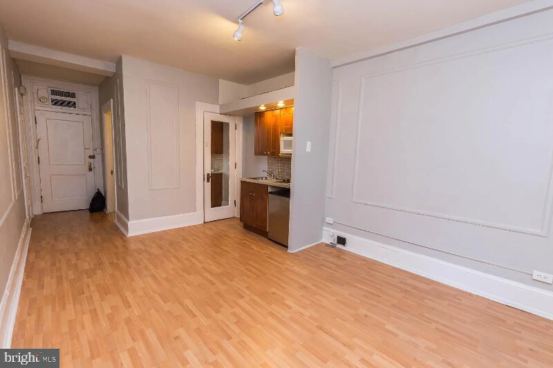 Building Photo - 1324 Locust St