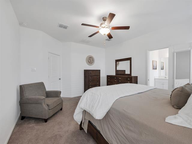 Building Photo - 2913 Meadowlands Dr