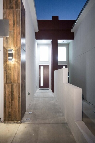 Building Photo - 4358 Capistrano Ave