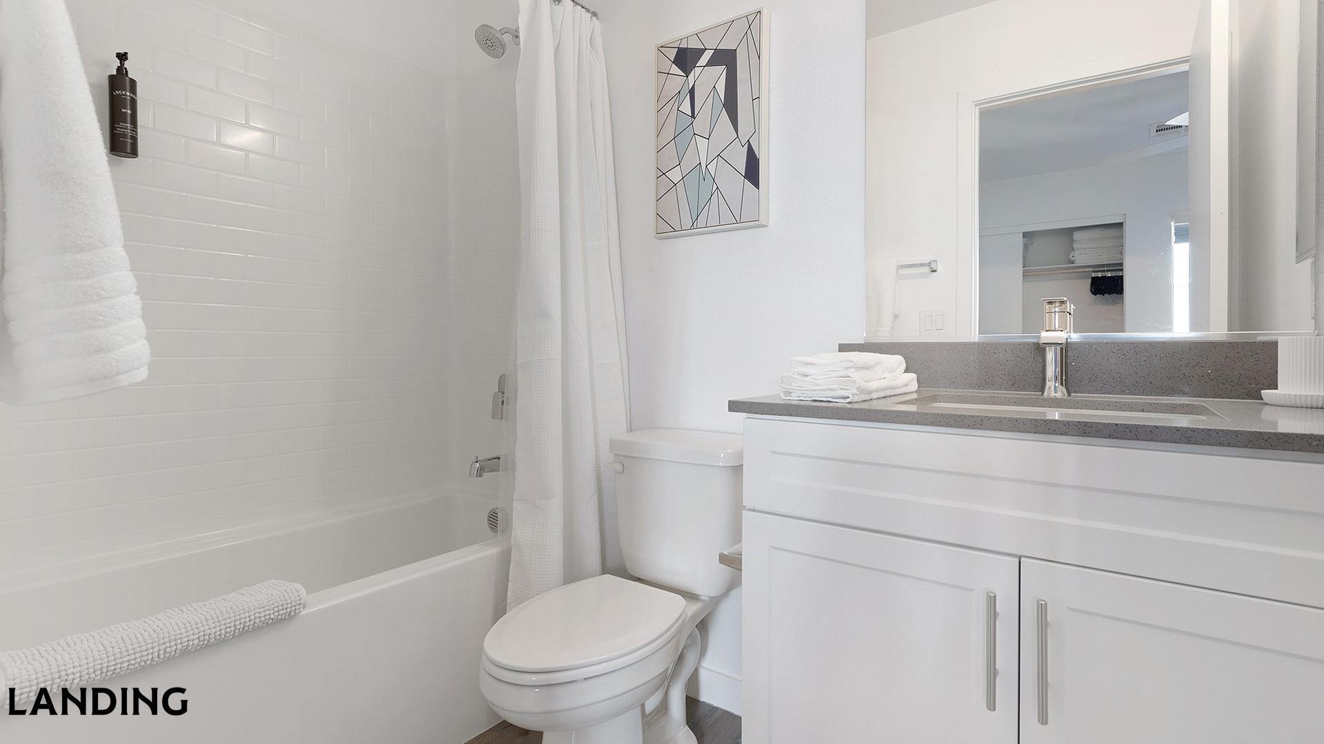 Building Photo - 2705 N Rancho Dr