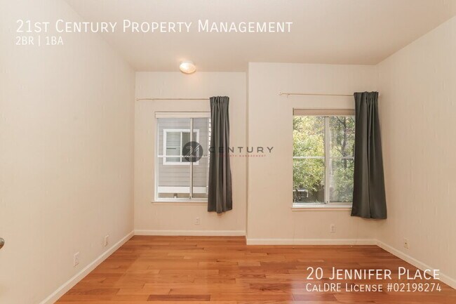 Building Photo - 20 Jennifer Pl