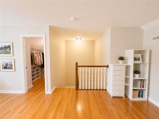 Building Photo - 292 Venango Trail