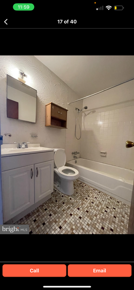 Building Photo - 4815 Fairmount Ave