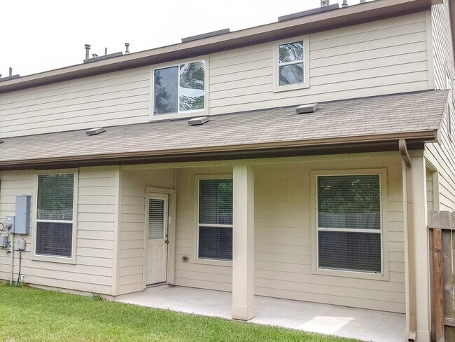 Building Photo - 12151 Pia Drive