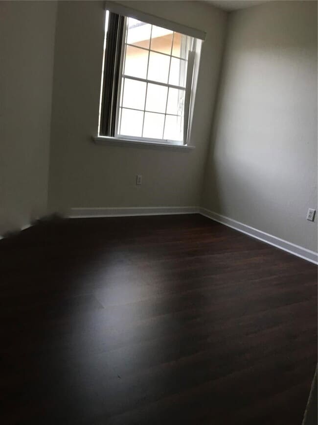 Building Photo - 11244 NW 54th Ter