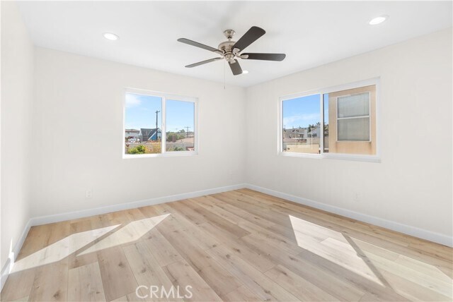 Building Photo - 523 W 12th St