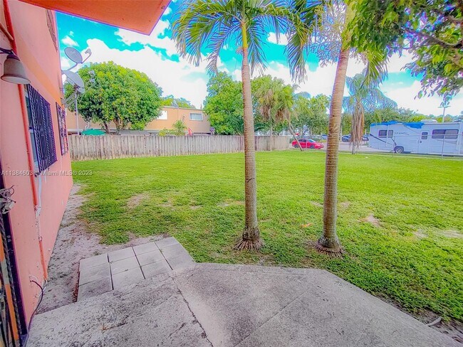 Building Photo - 17101 NW 57th Ave