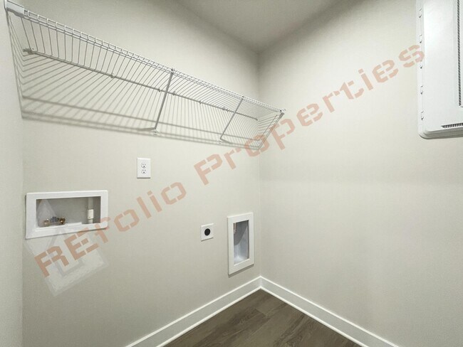 Building Photo - 713 Haystack View Rd