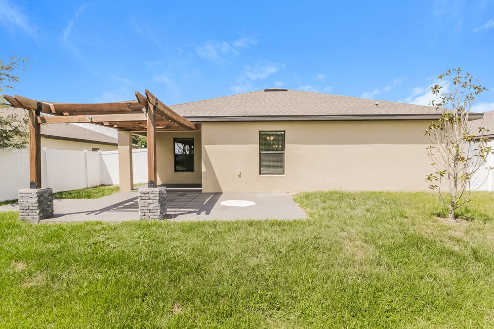 Building Photo - 6519 Redbay Dr