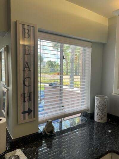 Building Photo - 353 S US Hwy 1