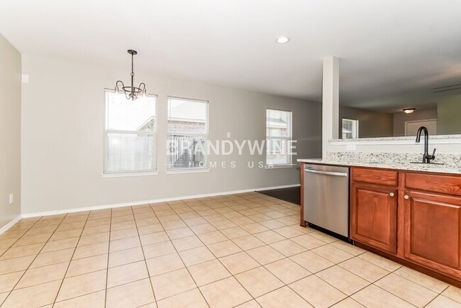 Building Photo - 411 Silver Leaf Dr