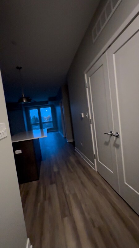 Building Photo - 1010 Maple Ave