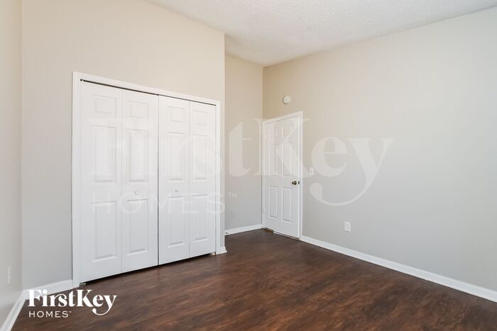 Building Photo - 7564 Groveoak Dr