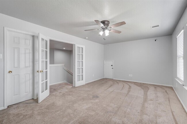 Building Photo - 18823 Elm Square Ct