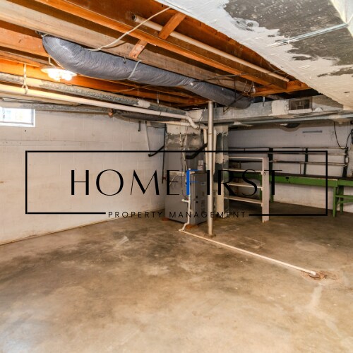 Building Photo - 113 Meadowlark Dr