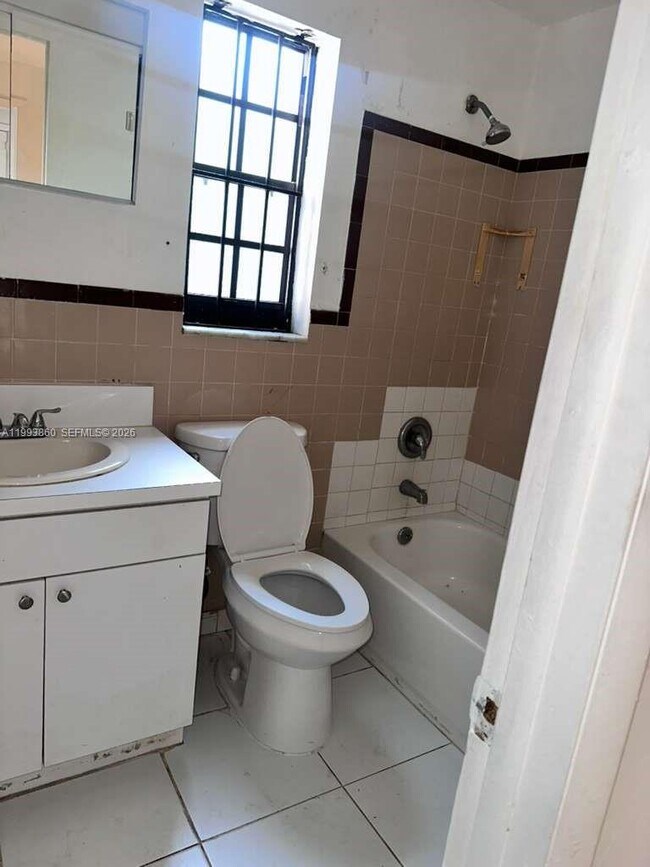 Building Photo - 576 NW 147th St