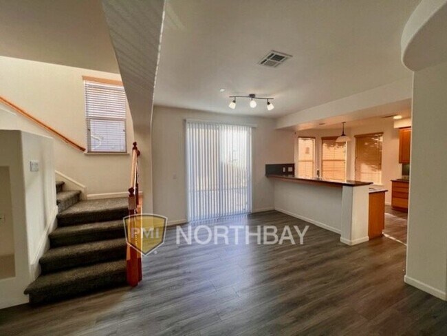 Building Photo - 2396 Hanson Dr