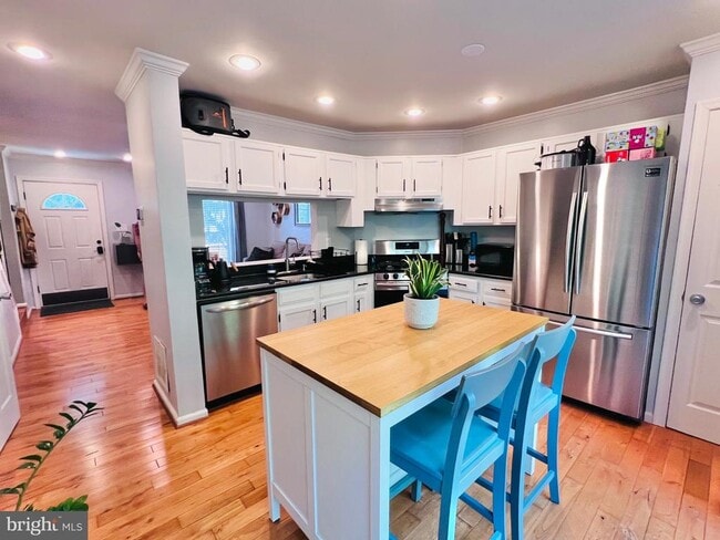 Building Photo - 12298 Granada Way
