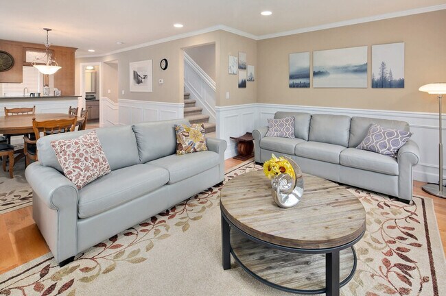 Primary Photo - 113 27th Ave S