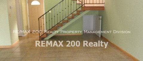Building Photo - 493 Meadowood Blvd