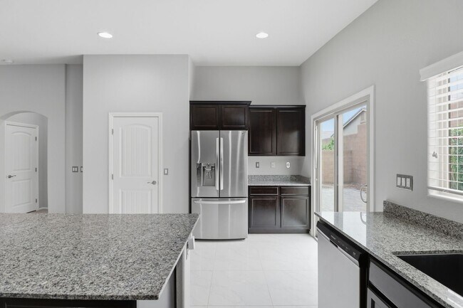 Building Photo - SW!!! Casita!!!! Single Story!!! 4 Bedrooms!!! Gated!!! End or Cut De Sac!!! Community green area...