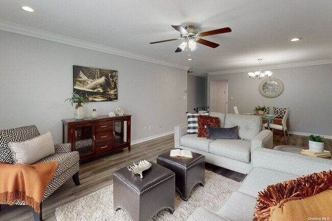 Building Photo - 90 Middleton Rd