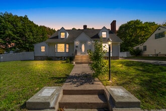 Building Photo - 20 Rosina Rd