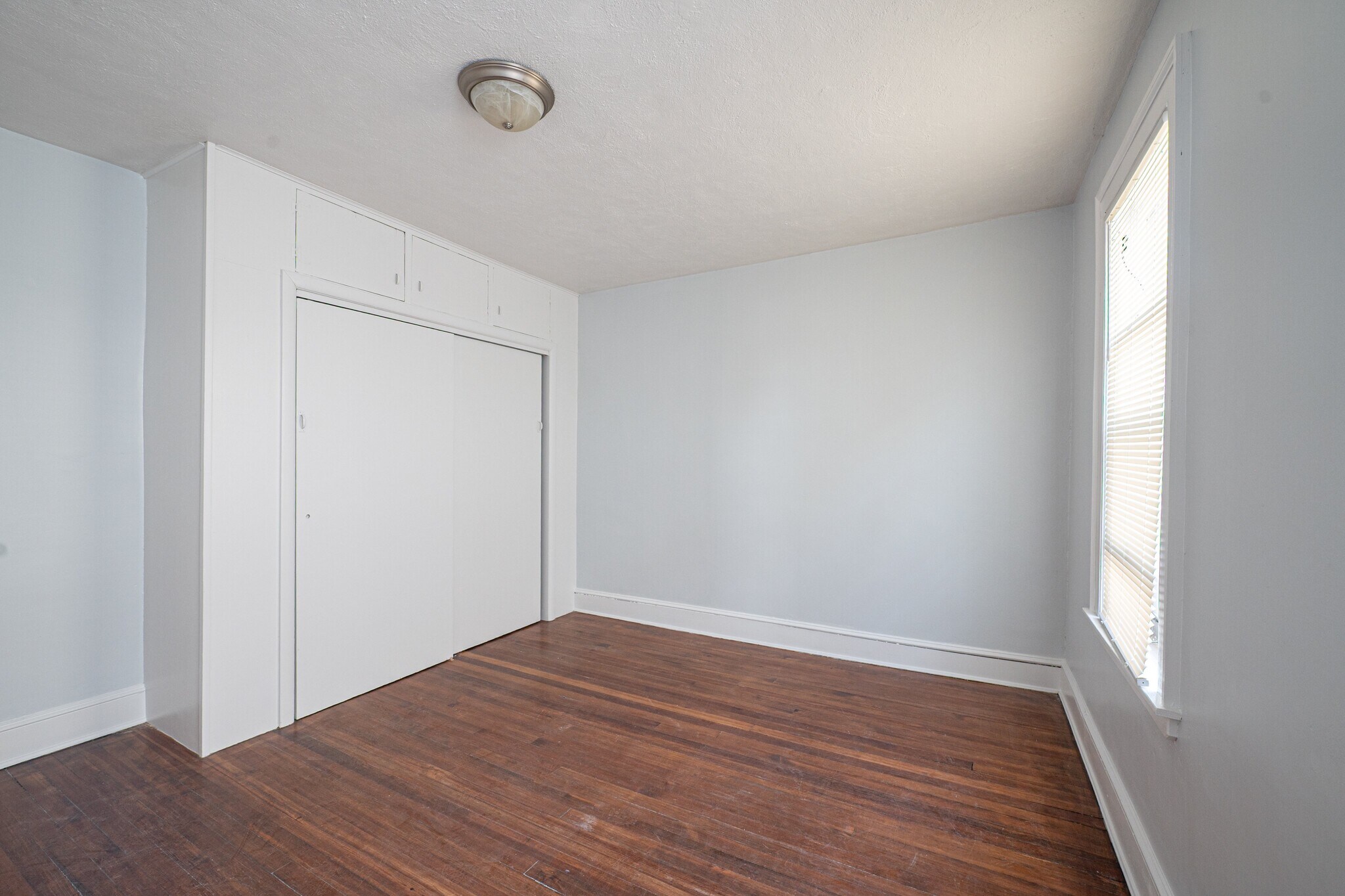 Building Photo - 1592 Corbin Ave