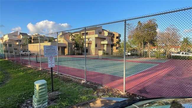 Building Photo - 10801 SW 109th Ct