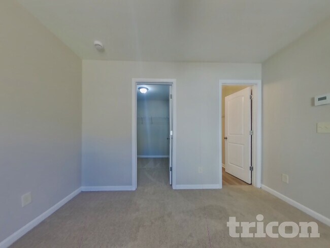 Building Photo - 30 Wyndham Ct