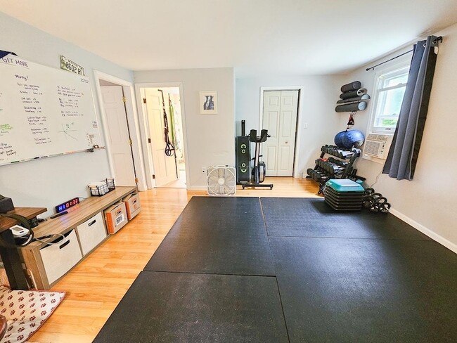 Building Photo - 34 Hidden Meadows Ln