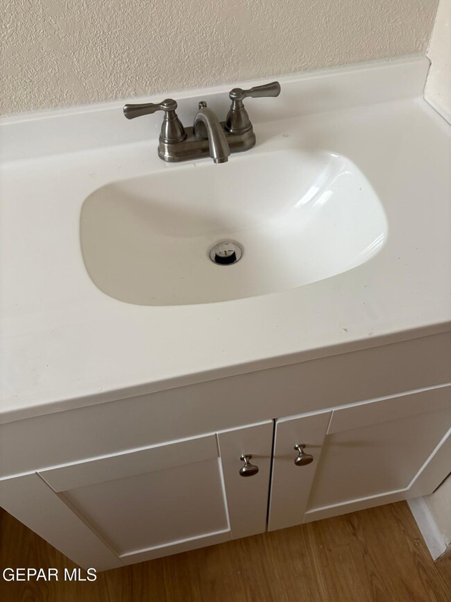 Building Photo - 7127 Orizaba Ave