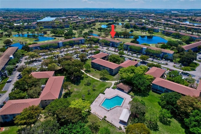 Building Photo - 400 SW 134th Way