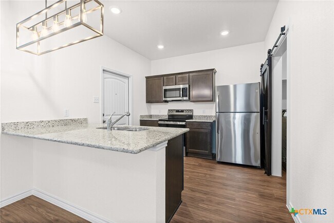 Building Photo - 5308 Rose Gdn Lp